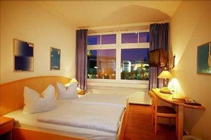 Hotel Am Schwedenkai Kiel Luaran gambar